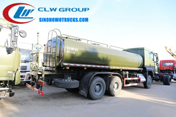 6WD Sinotruk Howo water bowser truck