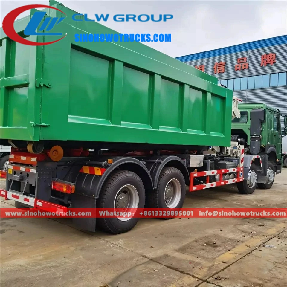8x4 Sinotruk HOWO 25tons hook loader truck with crane