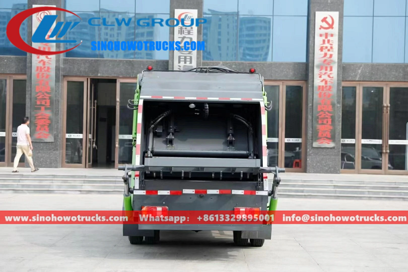 Sinotruk 5 ton compactor waste truck Angola