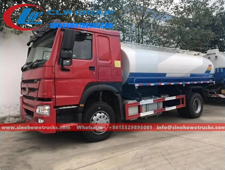 Sinotruk Howo 12000liters septic tanker for sale Malawi