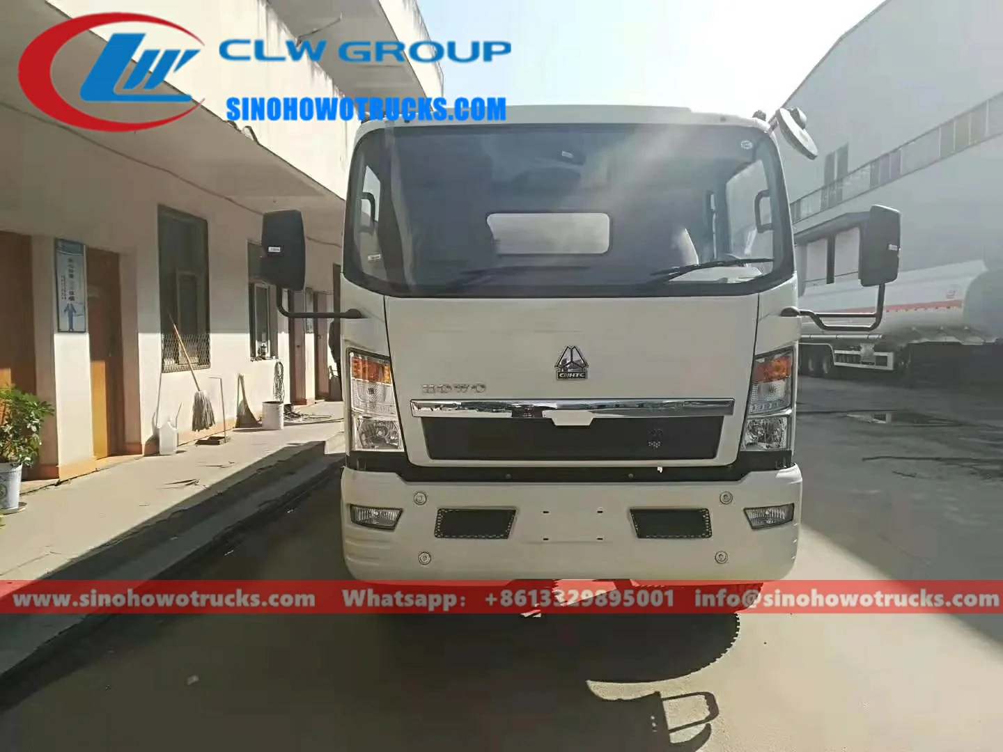 Sinotruk Howo light duty 10000L fuel delivery truck for sale Israel