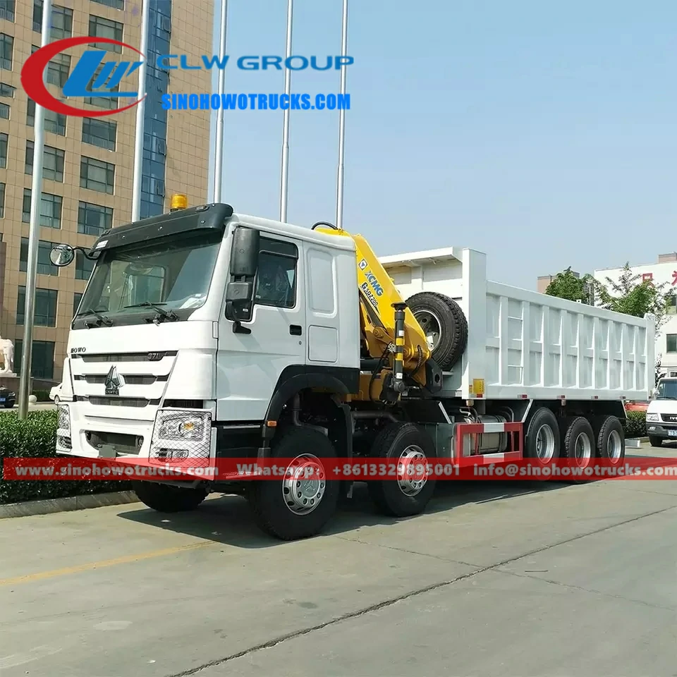 14 wheeler Sinotruk Howo 20 ton service truck crane for Sale Kenya