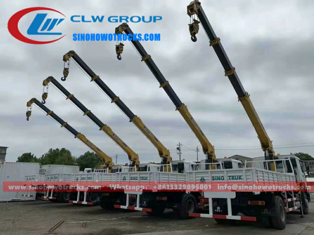 6 wheel Sinotruk Howo 8tons crane lorry for sale Libya