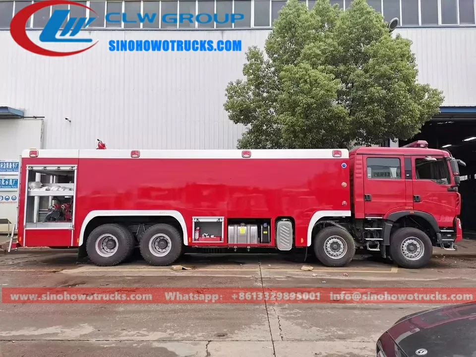 8x4 Sinotruk Howo large water tender fire engine central africa