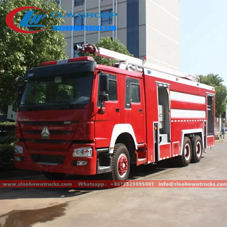 Sinotruk HOWO 18m aerial spray airport fire engine Ghana