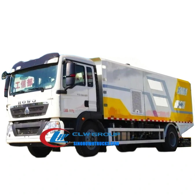 Sinotruk Howo 10 ton deep cleaning road vacuum cleaner truck UAE