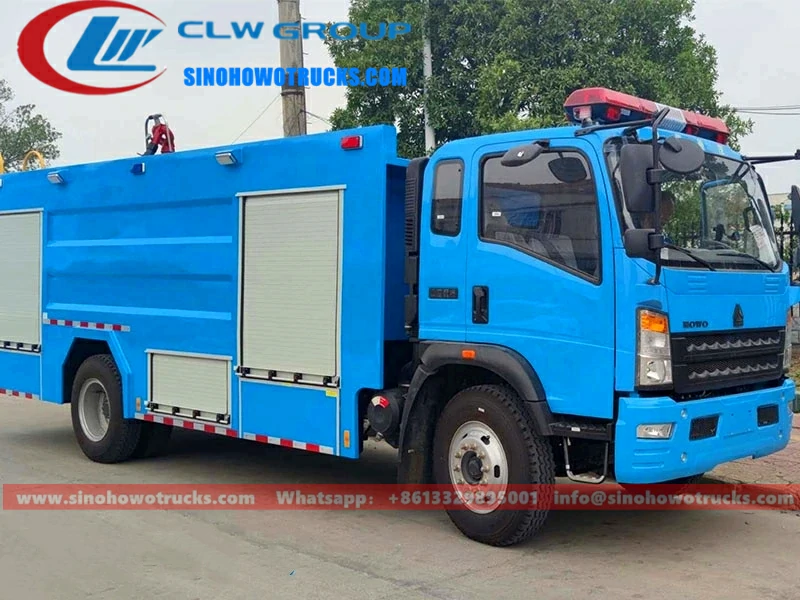 Sinotruk Howo 6000L small fire water tender for sale Niger
