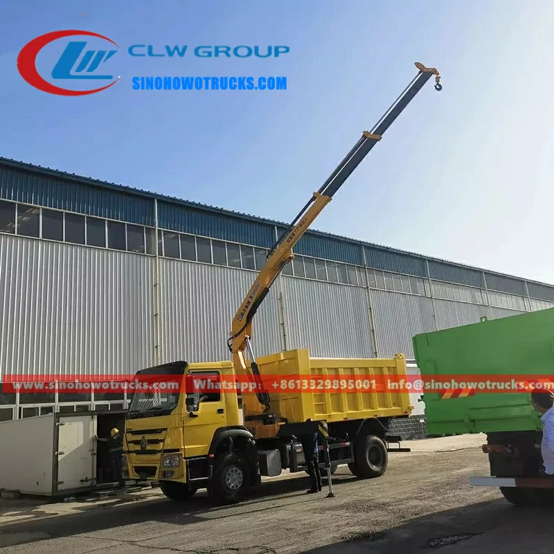 Sinotruk Howo 7.5 tonne dumping trucks with crane for sale Oman