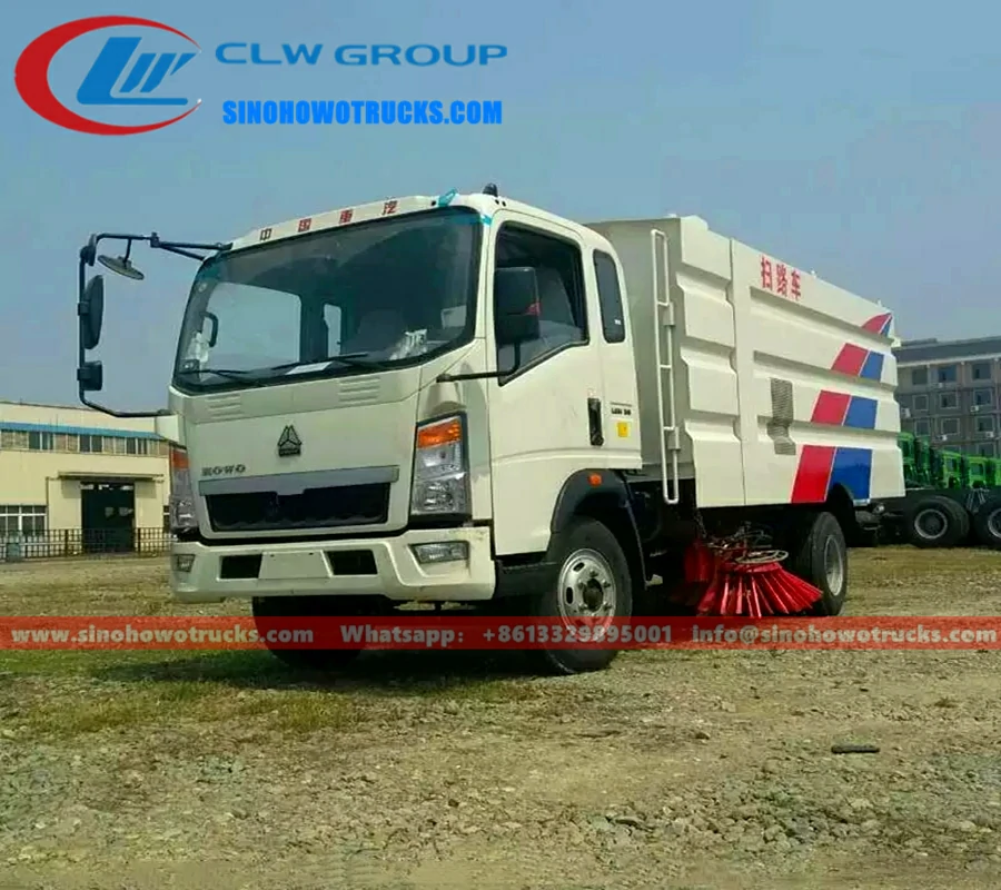 Sinotruk Howo 7m3 road cleaning sweeper truck Malaysia